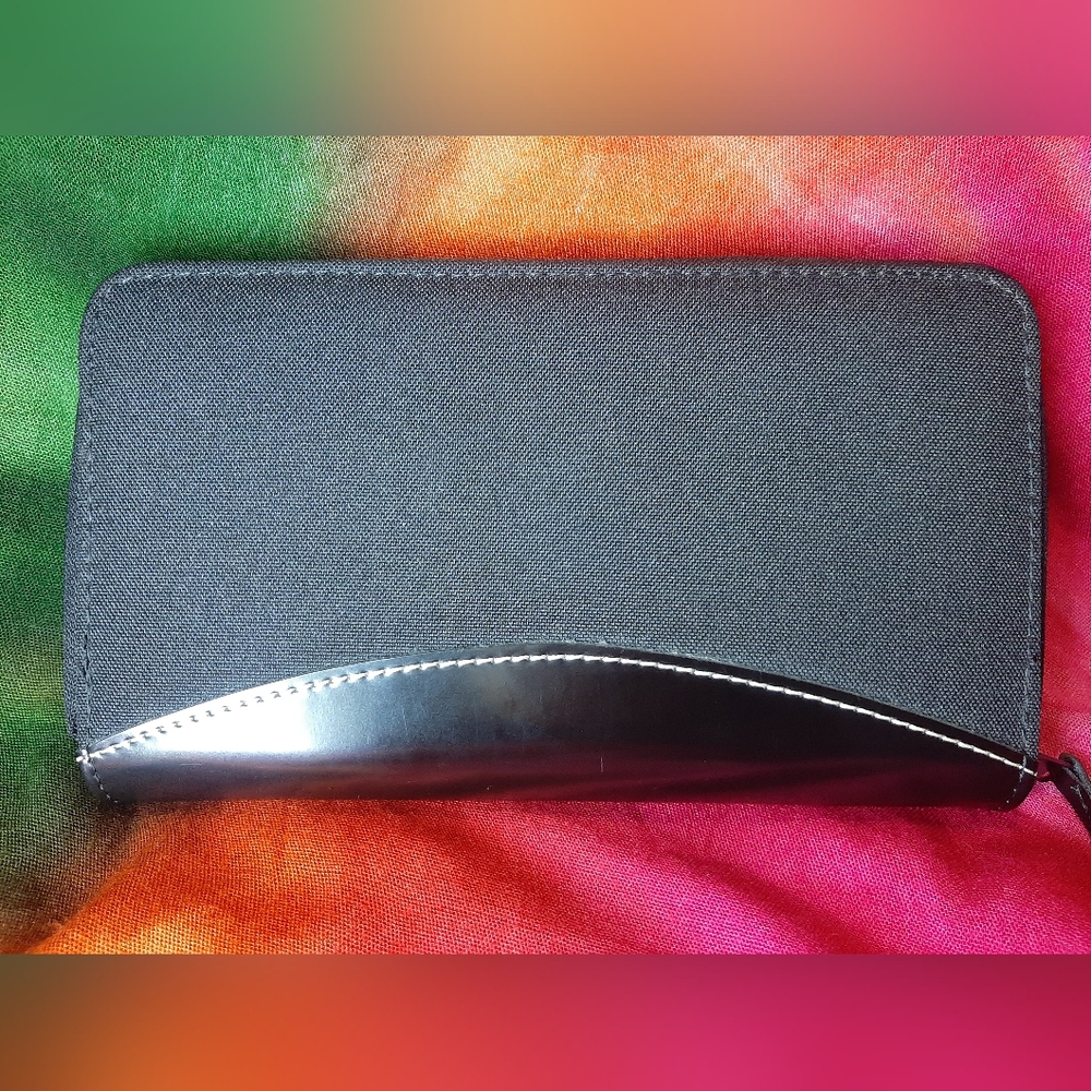 Kate Spade Black Wallet NWOT - Picture 3 of 7